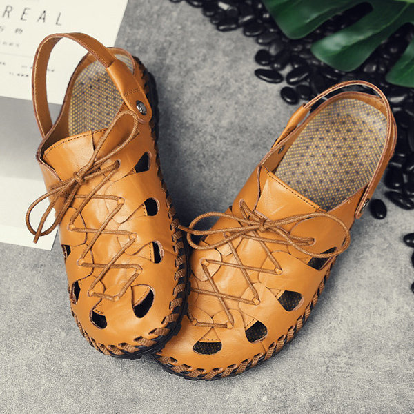Men Hand Stitching Outdoor Slip Resistant Hole Leather Sandals