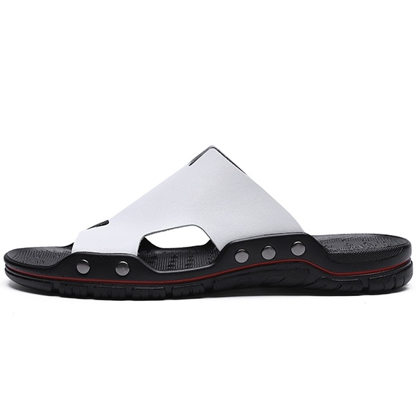 casual beach slippers