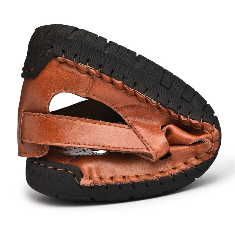 Men Closed Toe Hand Stitching Soft Outdoor Hole Leather Water Sandals