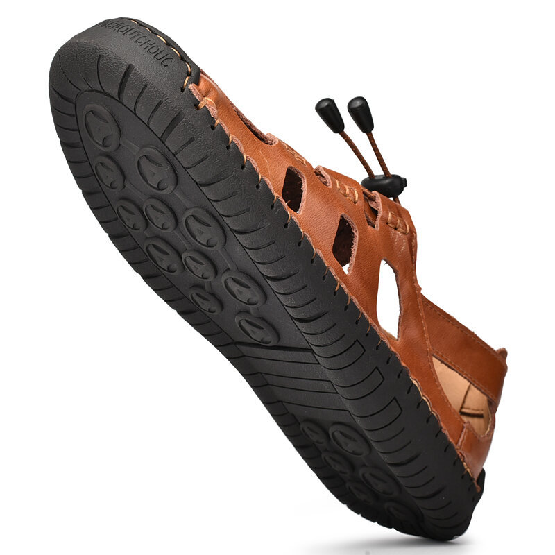 Men Closed Toe Hand Stitching Soft Outdoor Hole Leather Water Sandals