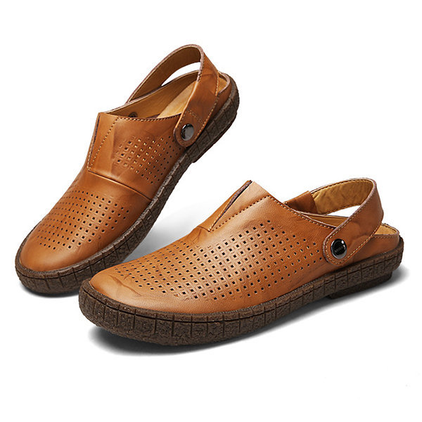 Men Breathable Hollow Out Genuine Leather Anti-collision Toe Beach Sandals, Sandals