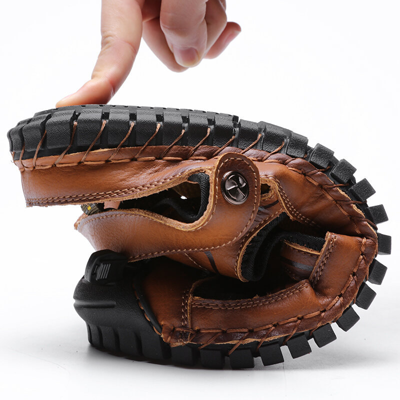 Men Rubber Toe Cap Hand Stitching Outdoor Leather Sandals, Sandals