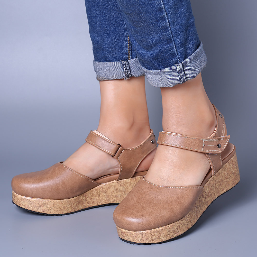 dressy closed toe sandals